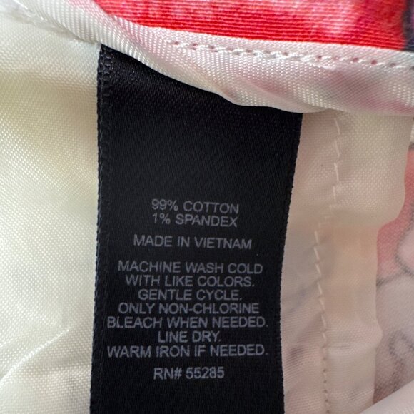 Express Womens Floral Print Shorts Size 8 99% Cotton 1% Spandex Vibrant Colors M - Picture 4 of 7